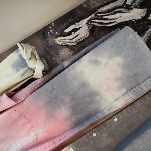 Artisan made tie dye button up Unisex - Picture 3 of 6